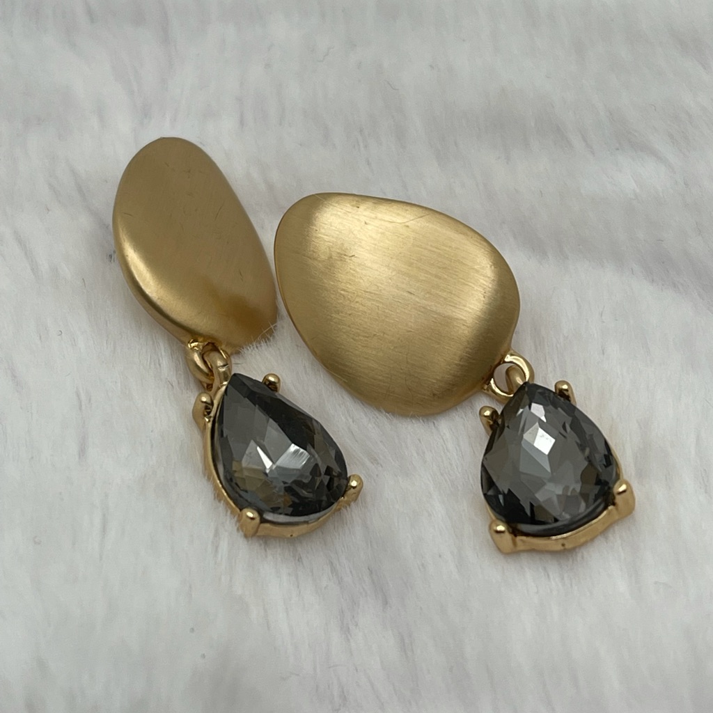 Goldtone Black Faux Gem Teardrop Dangle Earrings 15$